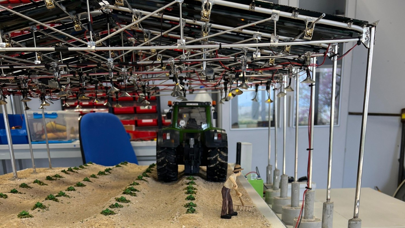 La UPCT impulsa la agricultura del futuro con una estructura agrovoltaica que ahorra agua y produce energía